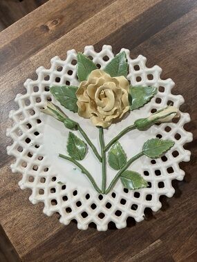Porcelain Lattice Wall Plate with Yellow Rose & Green Leaves